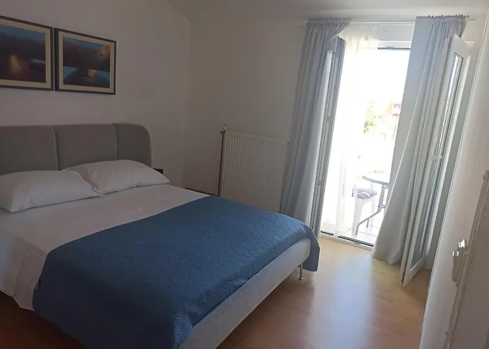 Ema * Posedarje