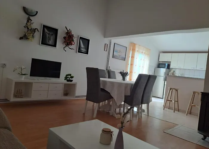 Апартаменты Ema Поседарье